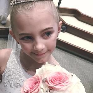 Meet your Posher, Sharon